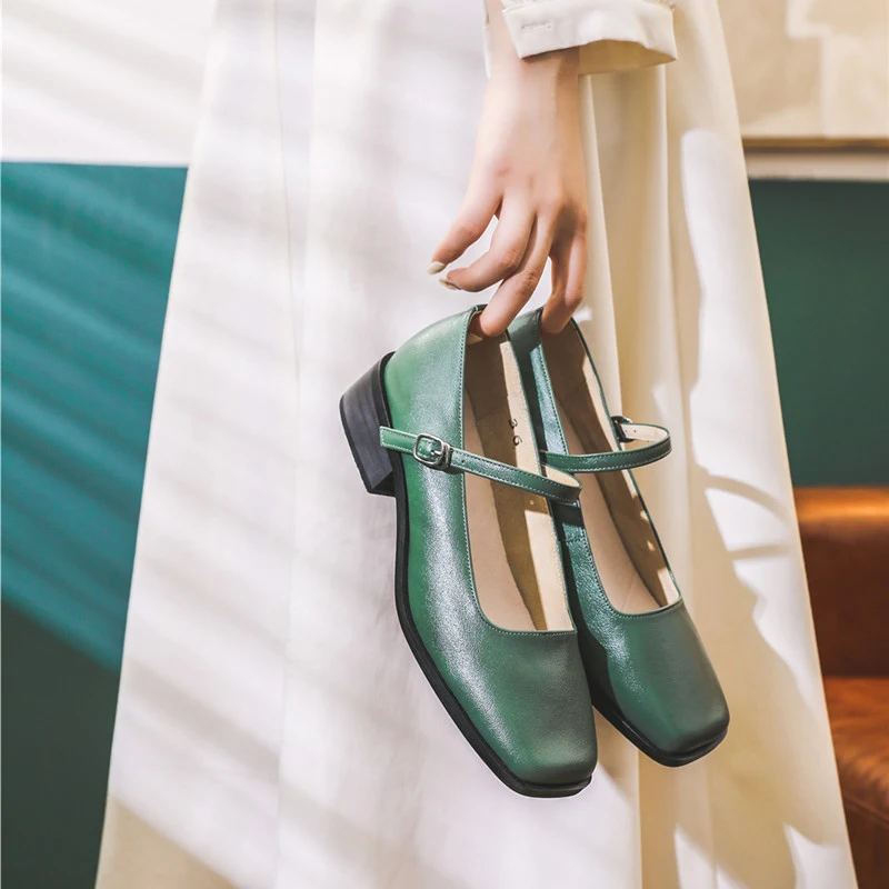 Title 6, Chaussures Mary Jane vintage en cuir pour femme...