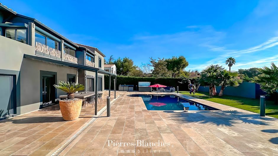 Vente villa 5 pièces 240 m² à Le cap d'agde (34300), 1 790 000 €