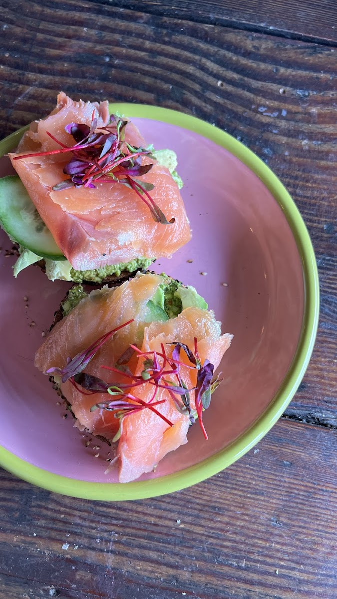 Smoked salmon, avocado and pesto on a toasted gf bagel