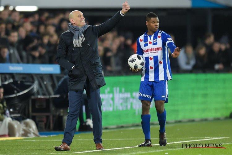 PSV haalt flankverdediger op bij Heerenveen
