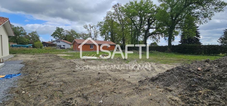 Vente terrain  944 m² à Sort-en-Chalosse (40180), 105 000 €