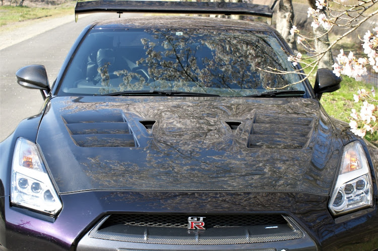 NISSAN GT-Rの桜・カメラ部活動・撮影特訓・めっちゃイイ天気に関するカスタム事例の投稿画像3枚目
