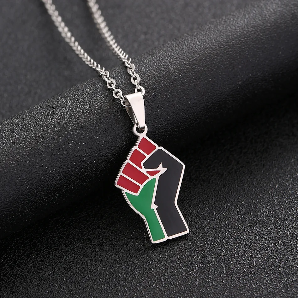 Afrikaanse Vuist Symbool Titanium Stalen Hanger Ketting – Stevig, stijlvol, betekenisvol, perfect voor hem en haar.