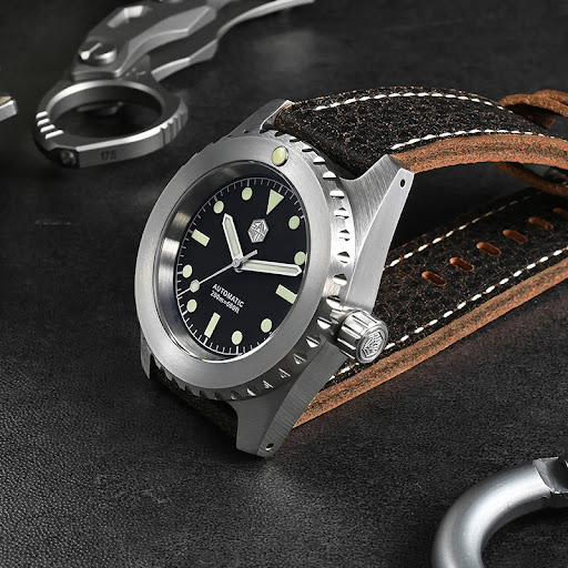 Title 4, Mens Stainless Steel Diving Automatic Mechanic...