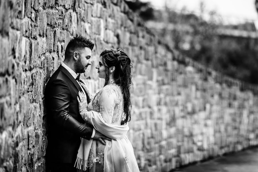 Fotografo di matrimoni Andreea Vasilache (e-motions). Foto del 25 marzo 2019