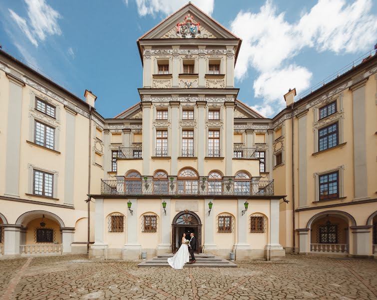 Wedding photographer Vyacheslav Krupin (kru-s). Photo of 17 October 2019