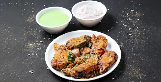 Tandoori Paneer Momos