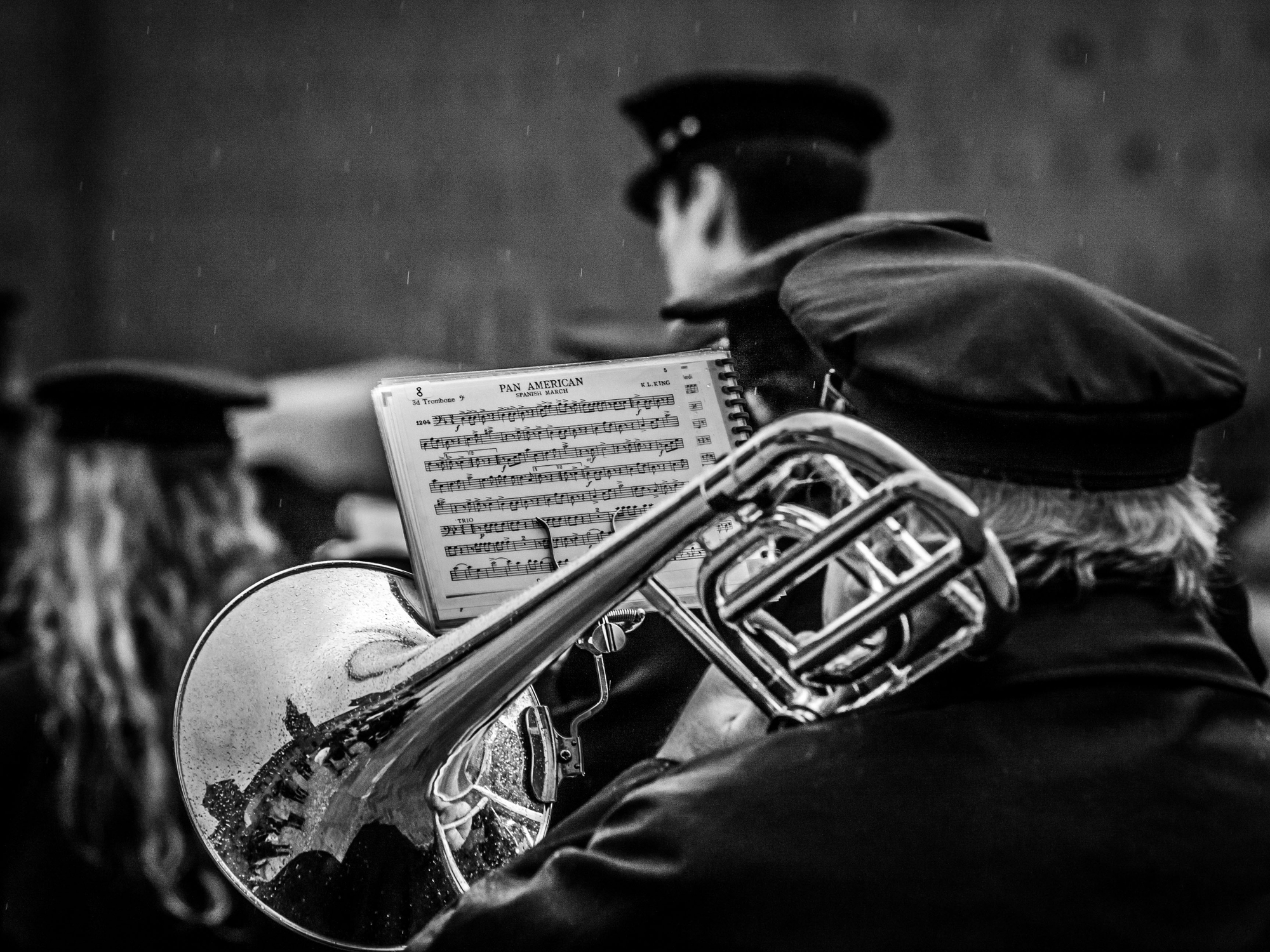 Suonando ... sotto la pioggia di icomo