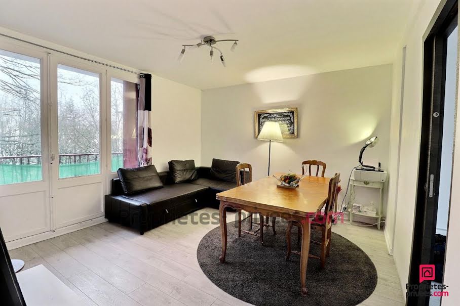 Vente appartement 4 pièces 66 m² à Sainte-genevieve-des-bois (91700), 161 000 €