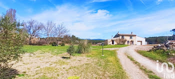 maison à Villecroze (83)