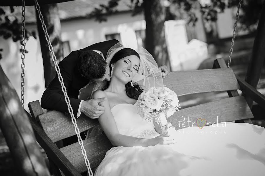 Fotógrafo de casamento Petronela Biksadska (petronellaphoto). Foto de 16 de abril 2019