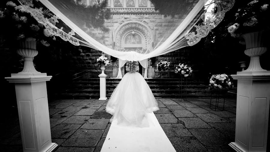 結婚式の写真家Răzvan Baluș (razvanbalus)。2022 9月29日の写真