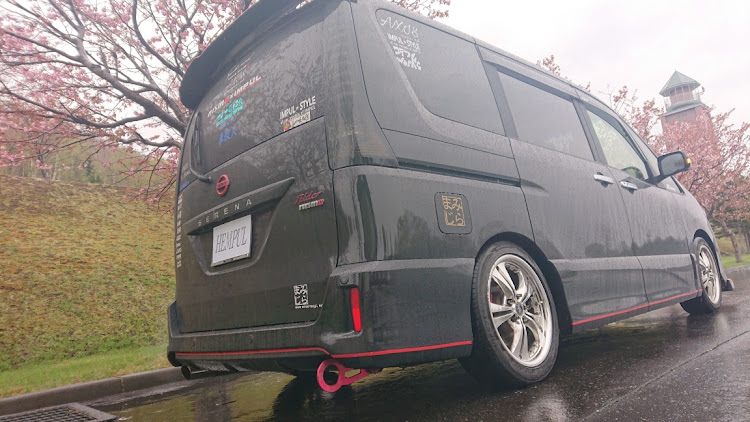 セレナの北海道・桜とコラボ・#セレナ愛好会・minivan owner's club AXISに関するカスタム事例の投稿画像5枚目
