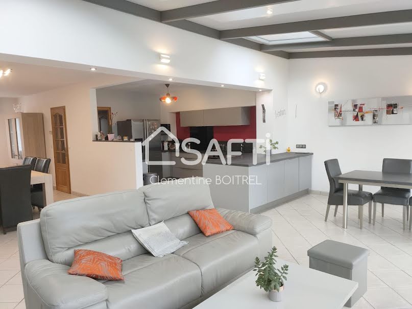 Vente maison 7 pièces 150 m² à Santes (59211), 412 000 €