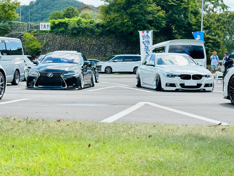 ISのお盆休み・VLAZE・洗車・夏休みに関するカスタム事例の投稿画像2枚目