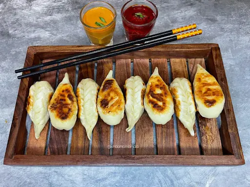 Pan Fried Kothey Corn & Cheese Momo (8 Pcs)