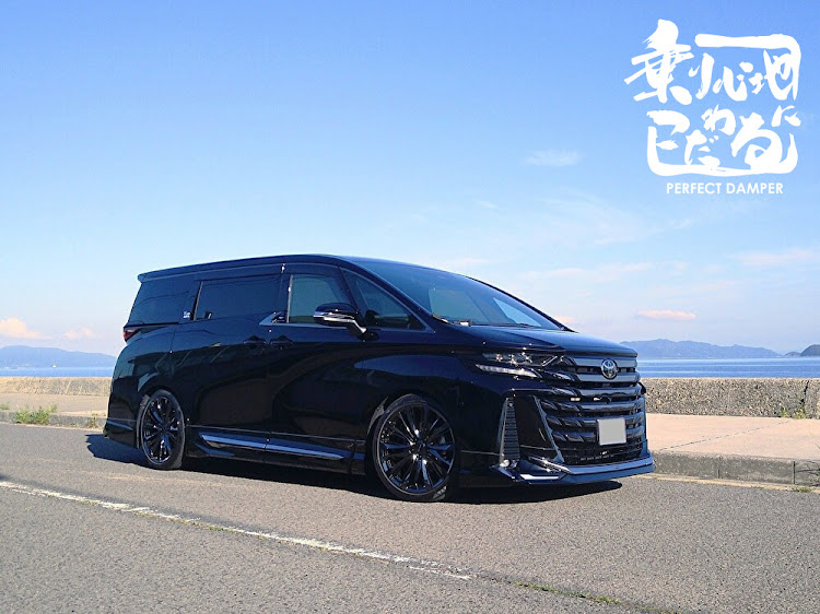 AXIS_STYLINGさんが投稿したパーフェクトダンパー・アルファード・ヴェルファイア・ノア ヴォクシー エスクァイア・ハイエースに関するカスタム事例の投稿画像2枚目