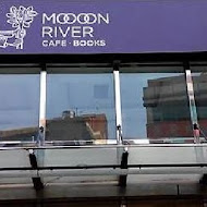 Moooon River Cafe & Books