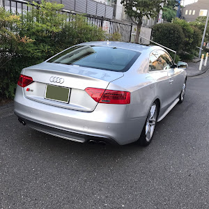 S5 クーペ 8TCGWF