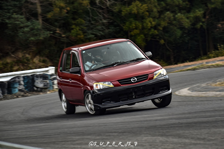 デミオのDW5W・サーキット・抗争会・サーキット走行会に関するカスタム事例の投稿画像2枚目