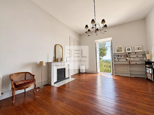 Apartment 5