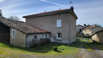 maison à Champagne-Mouton (16)