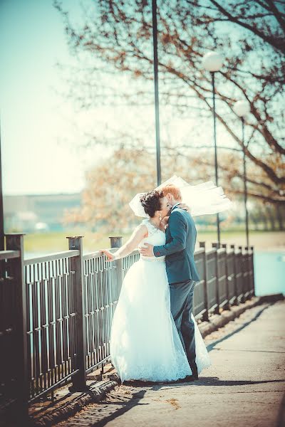 Fotografo di matrimoni Lev Maslov (comba). Foto del 19 giugno 2015