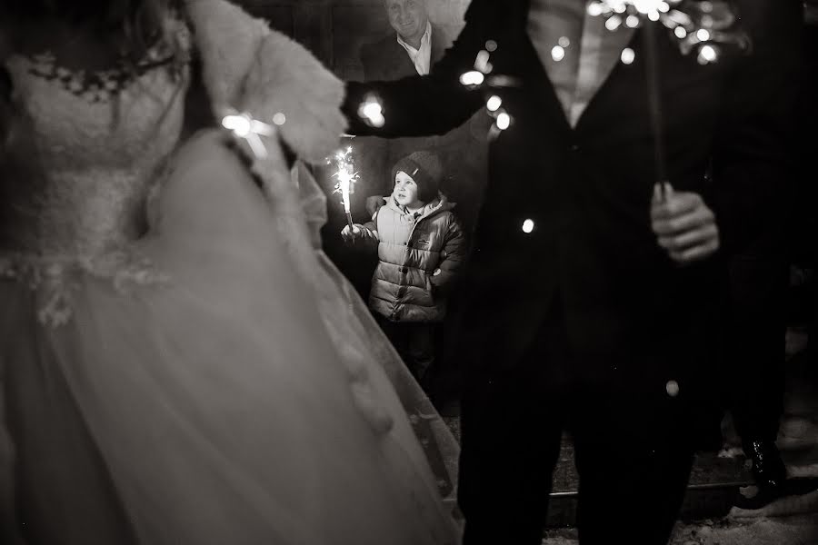 Fotógrafo de casamento Emil Doktoryan (doktoryan). Foto de 6 de janeiro 2017