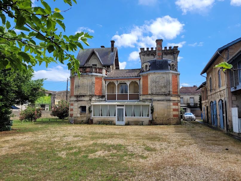 Vente maison 18 pièces 470 m² à Saint-Christoly-de-Blaye (33920), 449 000 €