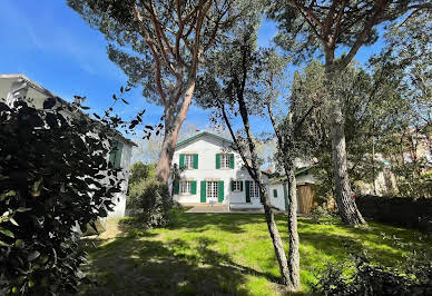 Maison avec piscine et terrasse 3