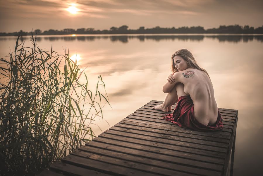 Весільний фотограф Jiří Tulach (jiritulach). Фотографія від 23 листопада 2021