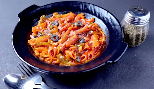 Chicken Red Sauce Pasta