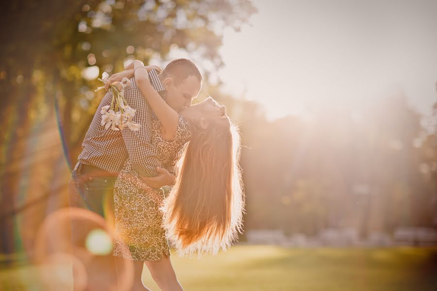 Bröllopsfotograf Anna Averina (averinafoto). Foto av 19 september 2013