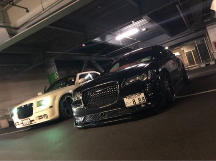 300Sのクライスラー・300・アメ車に関するカスタム事例の投稿画像1枚目