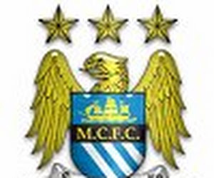 Manchester City rend hommage à Manchester United