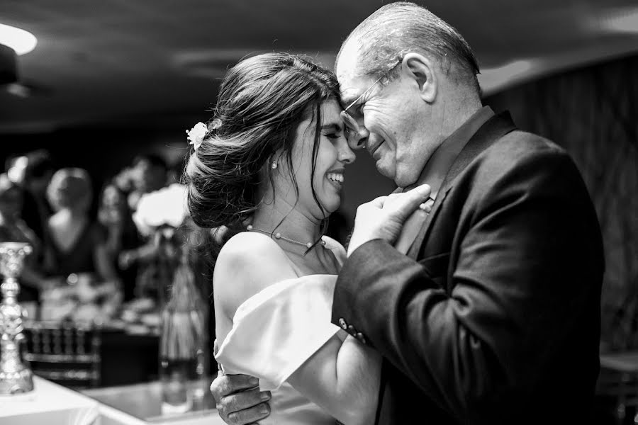 Fotógrafo de casamento Hemilly Mariano Iglesias Viana (hemillyviana). Foto de 28 de dezembro 2021