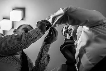 Fotógrafo de casamento Alin Sirb (alinsirb). Foto de 14 de fevereiro 2018