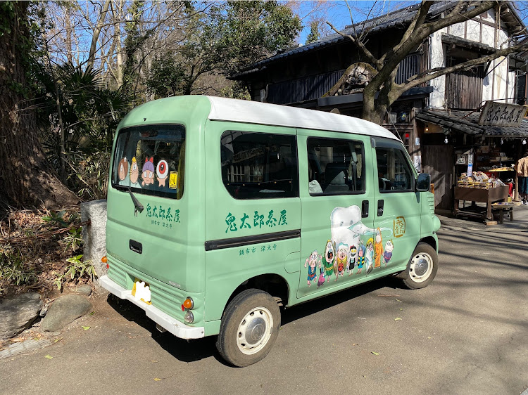 ハイエースバンのシャコタン風・DIY・深大寺散策・9割蕎麦マイウ〜🤣に関するカスタム事例の投稿画像4枚目