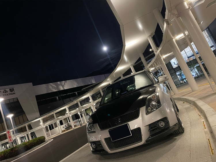 スイフトスポーツの暇つぶし・ダイエットは明日から・これと言ってネタなし!!に関するカスタム事例の投稿画像1枚目