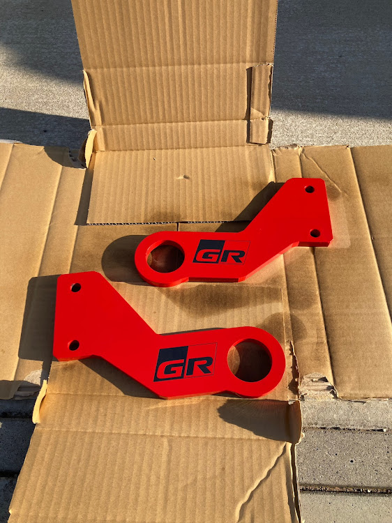 ハイラックスのハイラックスGR・DIY・牽引フック・牽引フック取り付け・＃平出精工に関するカスタム事例の投稿画像3枚目