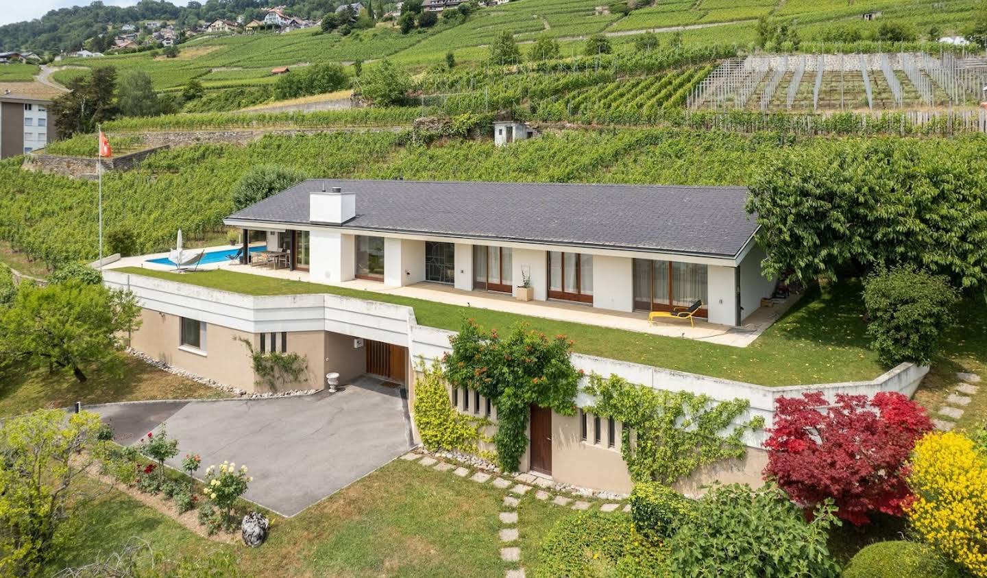 House with garden and terrace Corseaux