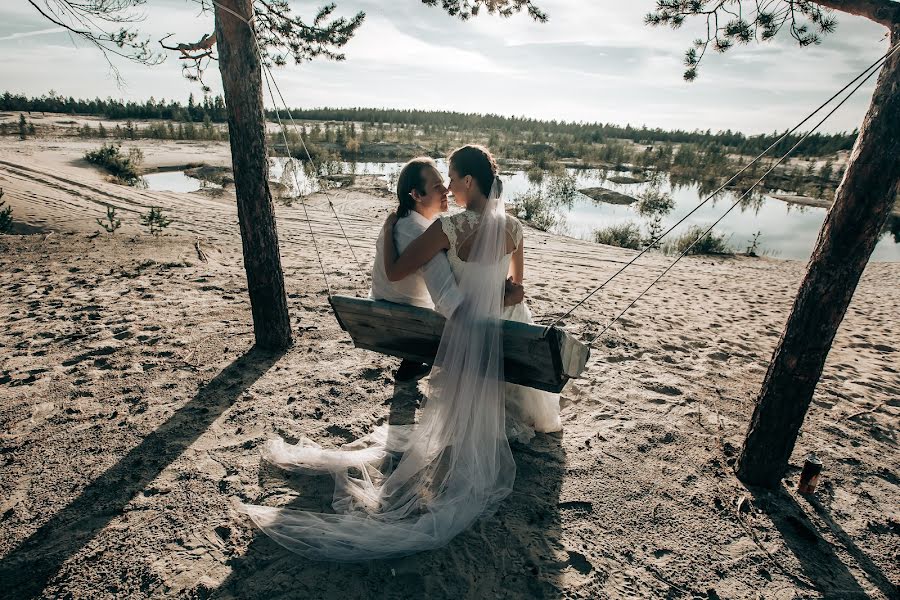 Fotografer pernikahan Dinara Poplavskaya (dinalavski). Foto tanggal 8 November 2022