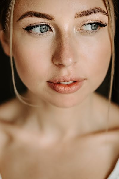 Fotógrafo de casamento Dasha Tebenikhina (tebenik). Foto de 28 de julho 2020