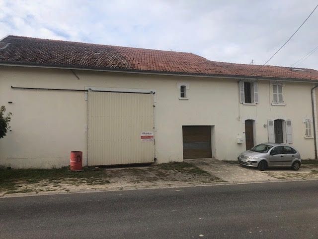 Vente ferme 5 pièces 159 m² à Montzéville (55100), 161 000 €