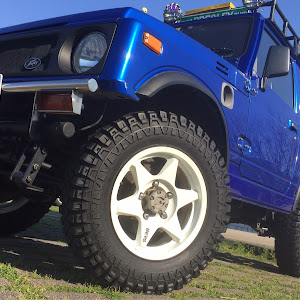 ジムニー JA11V