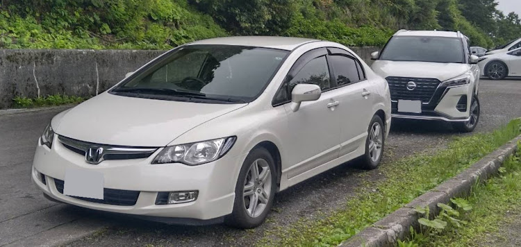 シビックセダンの友達とドライブ・磐梯スカイラインに関するカスタム事例の投稿画像1枚目