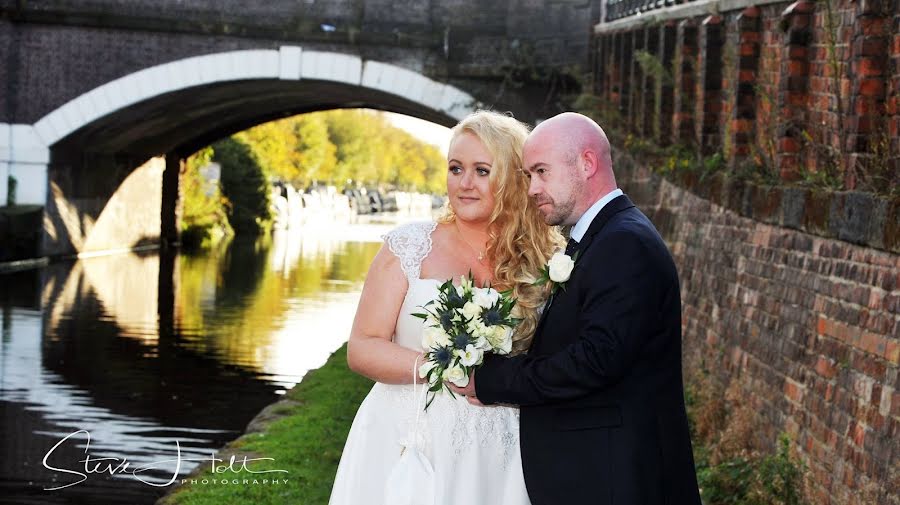 Fotografo di matrimoni Steve Holt (steveholtphoto). Foto del 20 aprile 2023