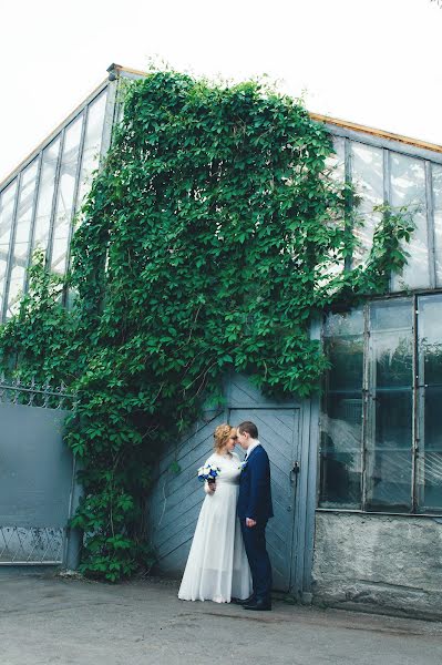 Fotógrafo de bodas Olga Balashova (helga). Foto del 27 de julio 2017