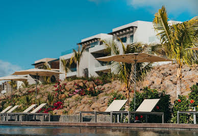 Maison avec piscine et terrasse 2