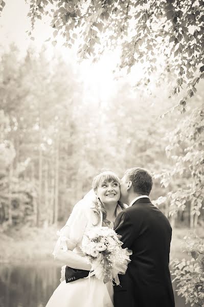 Bröllopsfotograf Elizaveta Shulc (sheb). Foto av 9 oktober 2013